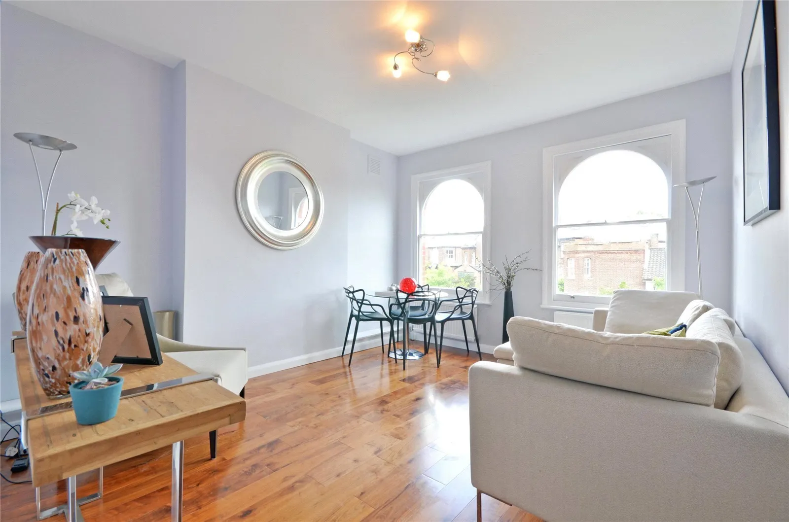 Flat Westbere Road in Greater London