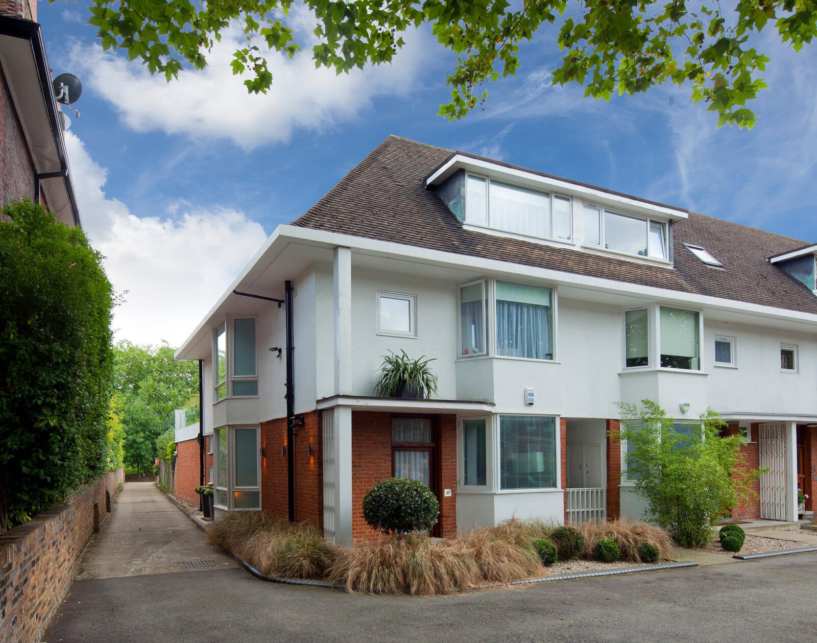 House Elsworthy Road in Greater London
