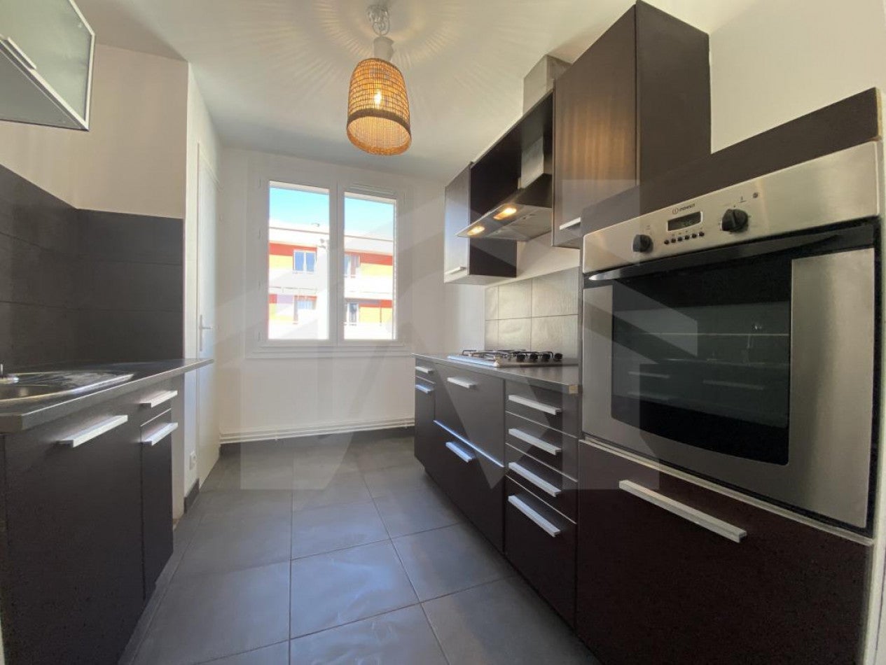 Appartement Avenue Ambroise Croizat à Saint-Martin-d'Hères