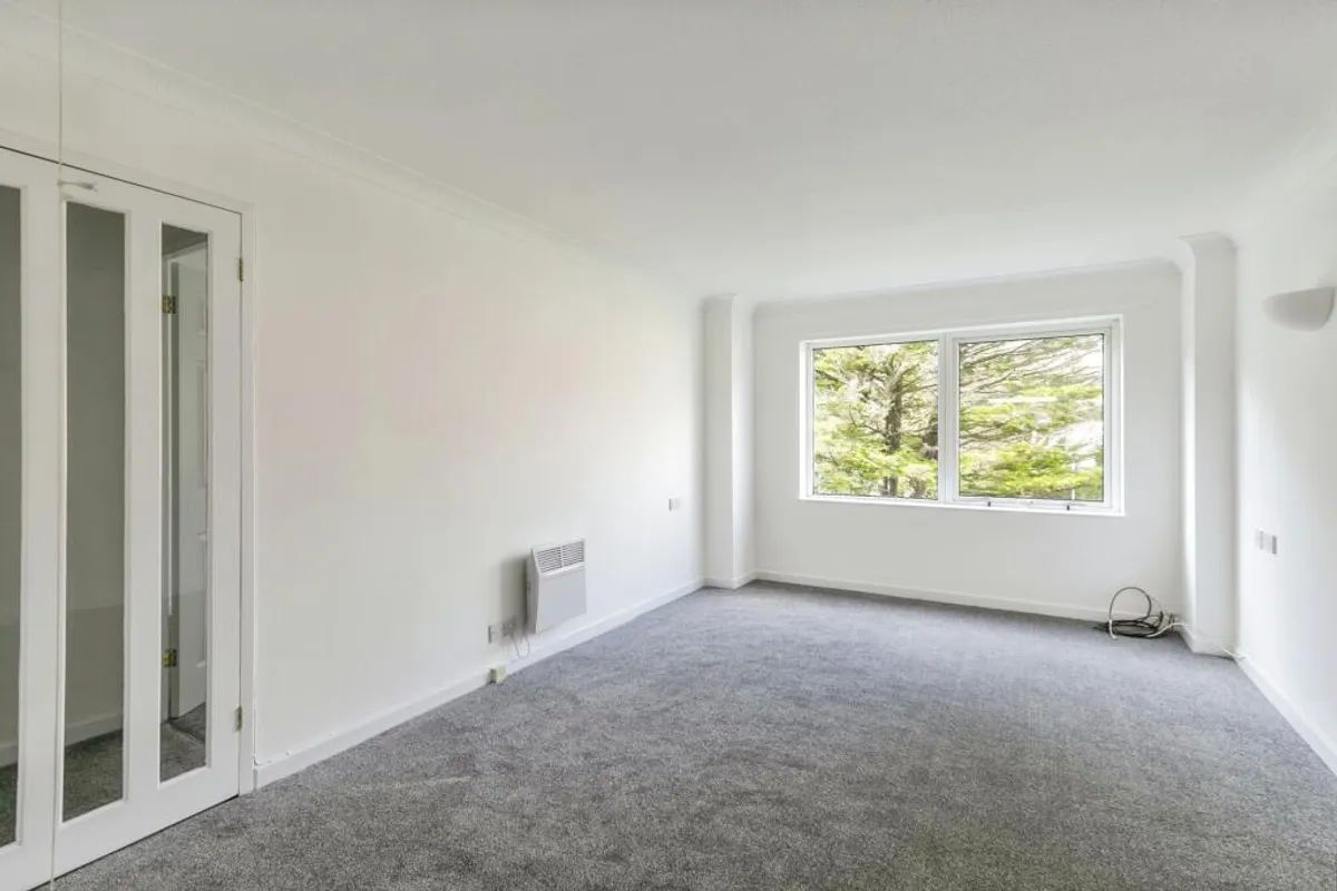 Flat Wimborne Road in Bournemouth