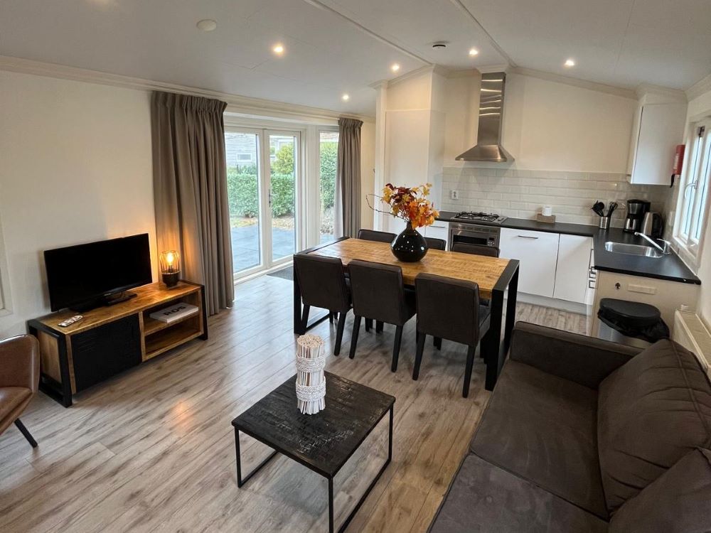 Vrijstaande woning te koop: Rijksstraatweg 186-395, Dordrecht