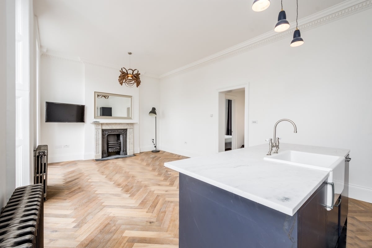 Flat Highbury Park in Greater London