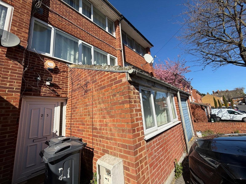 House Addison Road in Greater London