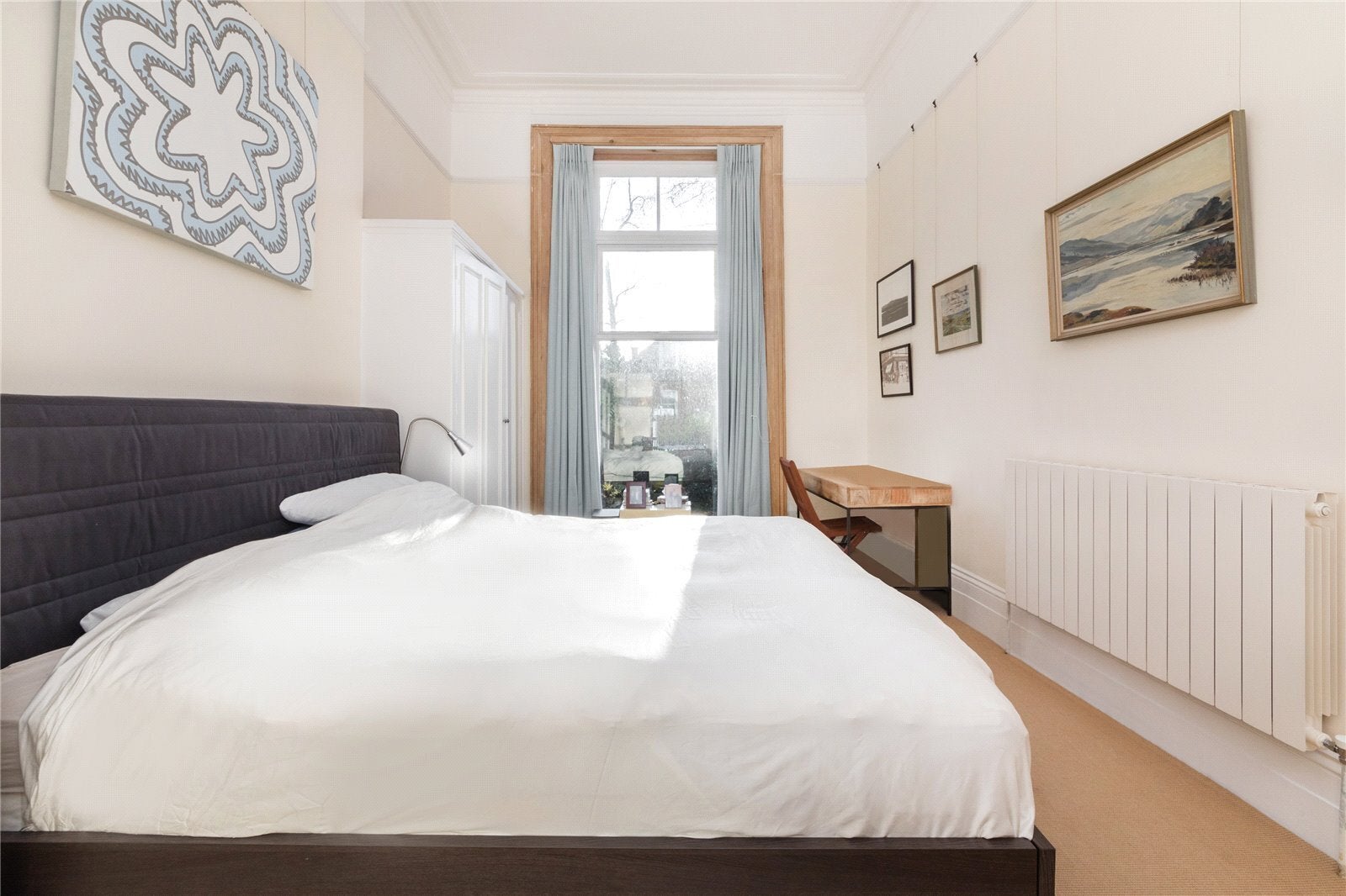 Flat Belsize Park Gardens in Greater London