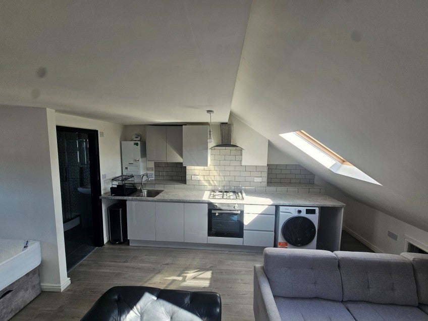 Flat Hathersage Road in Manchester