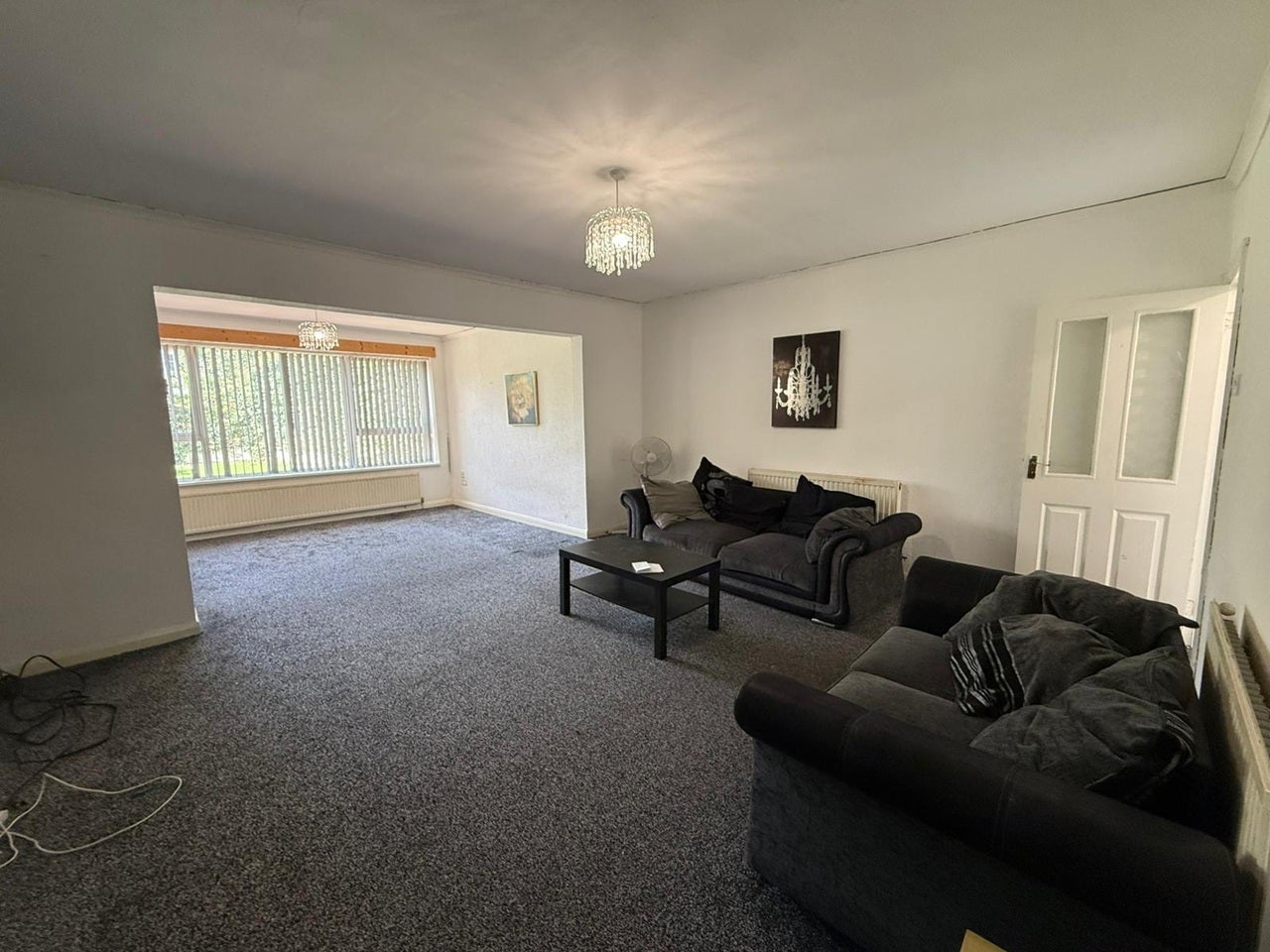 House Tenby Close in Greater London