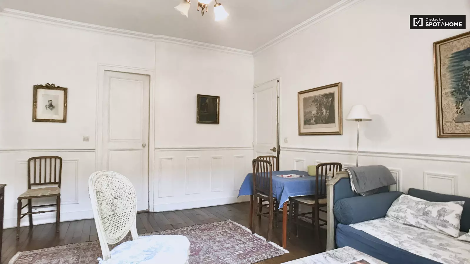 Appartement Rue de la Comète à Paris