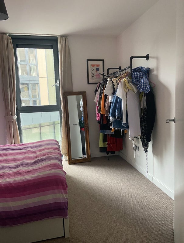 Room Homerton Road in Greater London