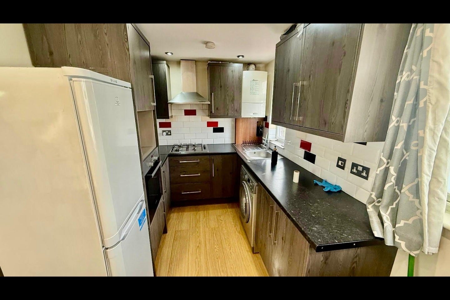 Flat Southdown Crescent in Greater London