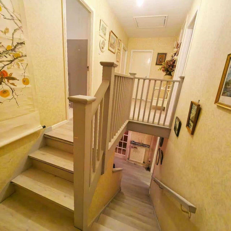 Room Highbury Road in Greater London