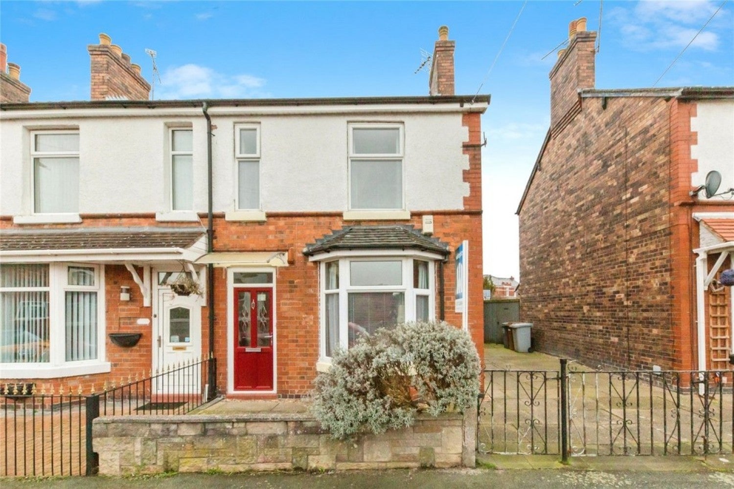 House Bedford Place in Crewe