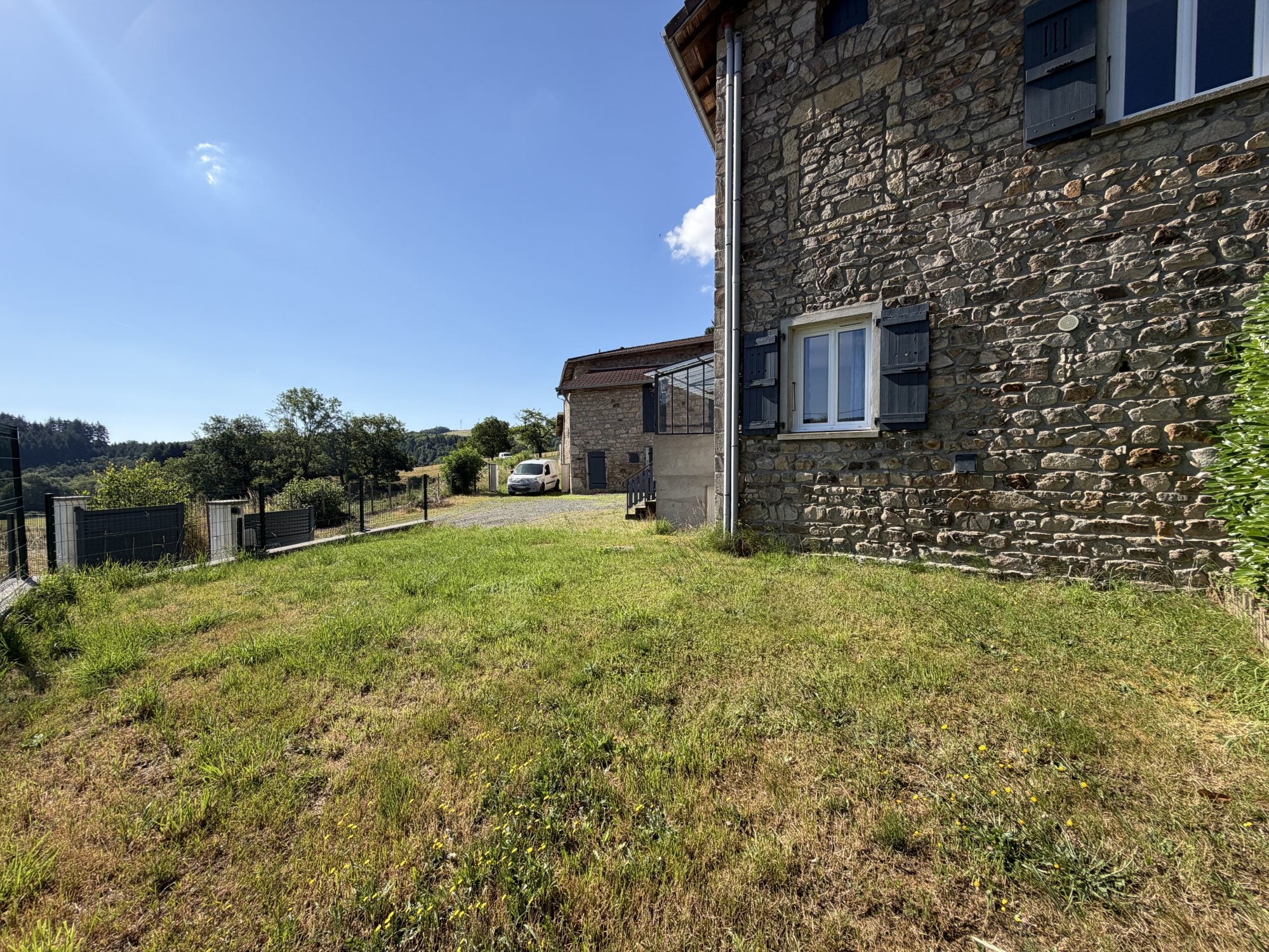 House Route de Beaujeu in Chénelette