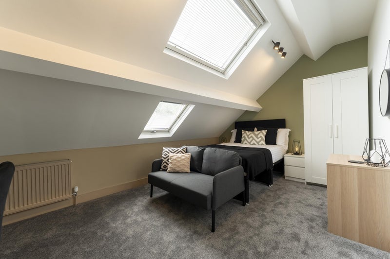 Room Morris Lane in Leeds
