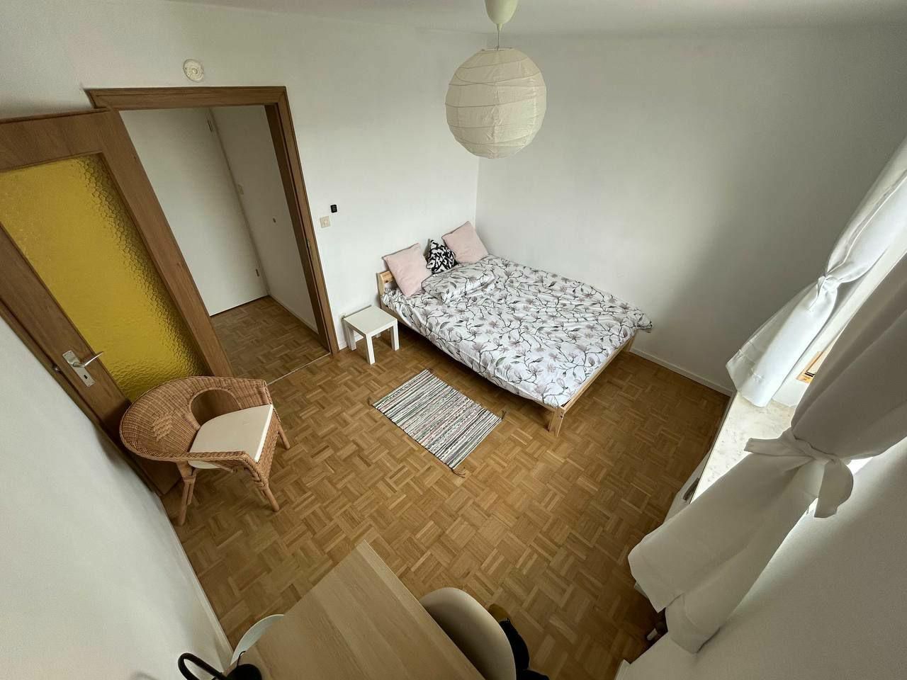 Zimmer Allgäuer Straße in München