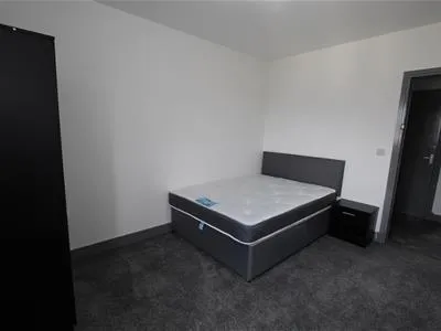 Flat Cleaver Street in Burnley