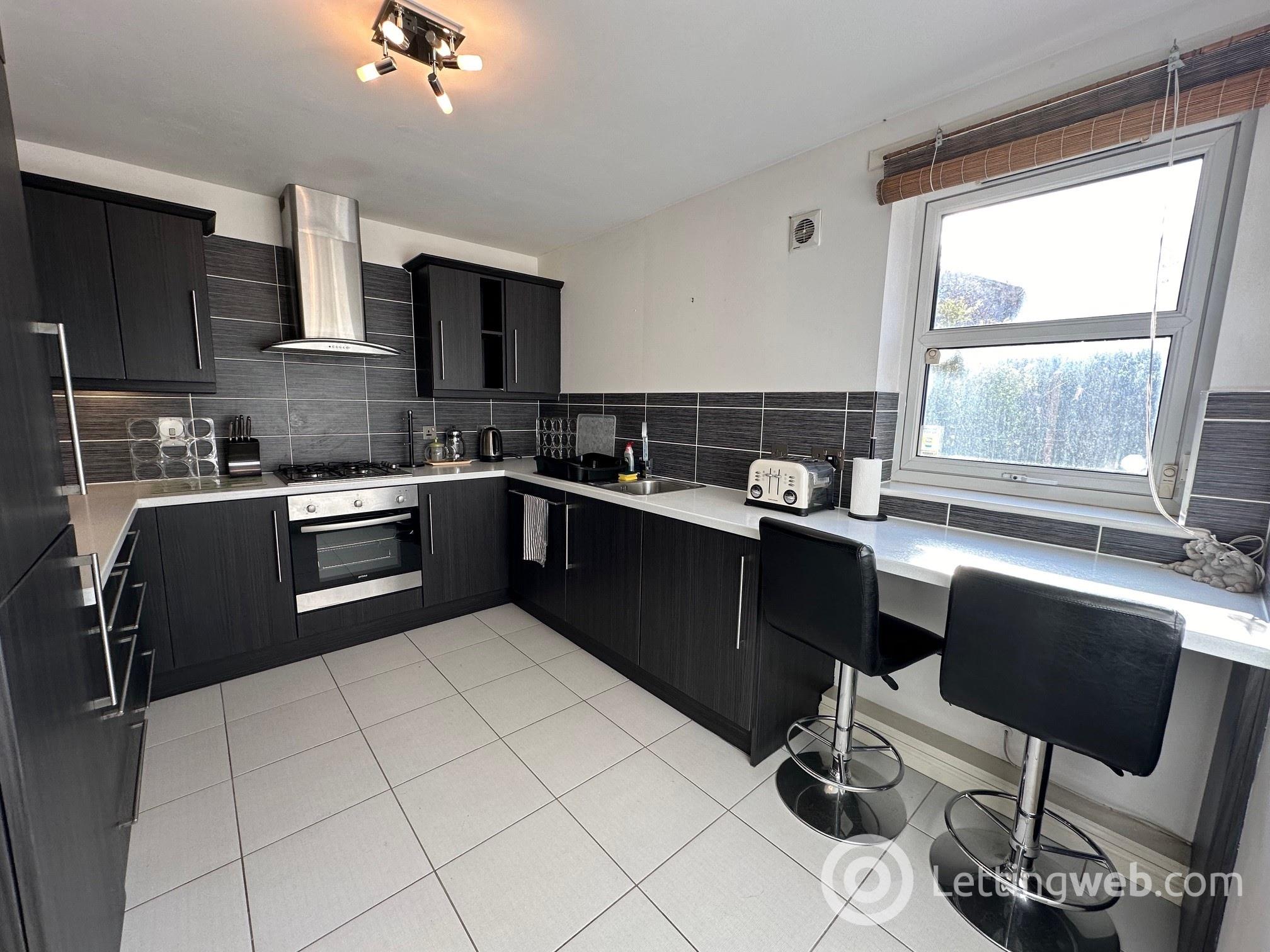 Flat Ashgrove Avenue in Aberdeen City