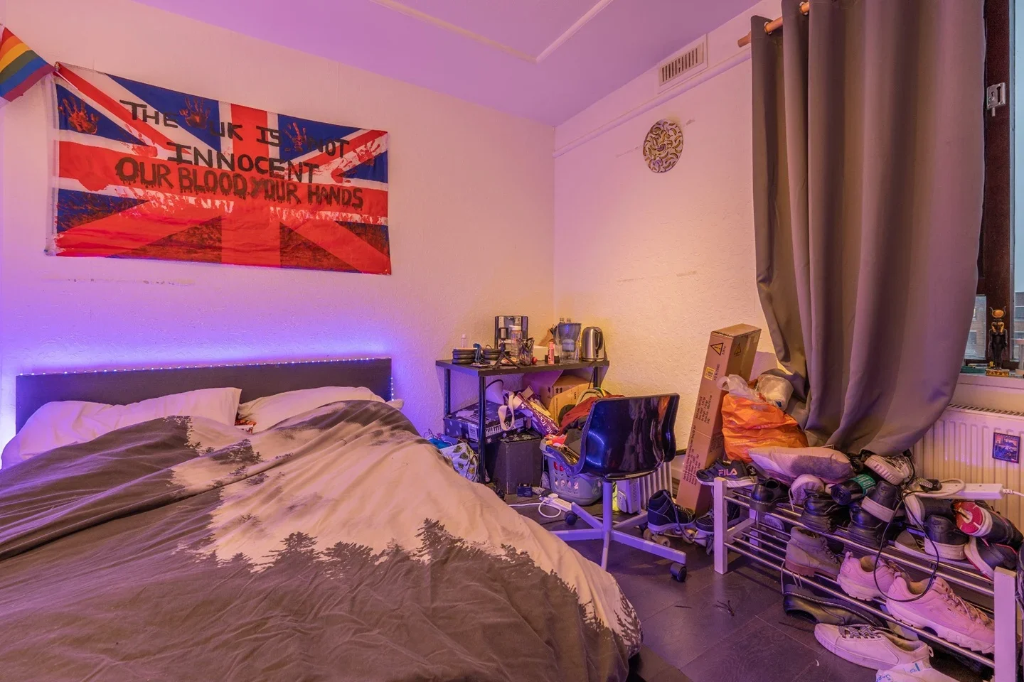 Room Burder Close in Greater London