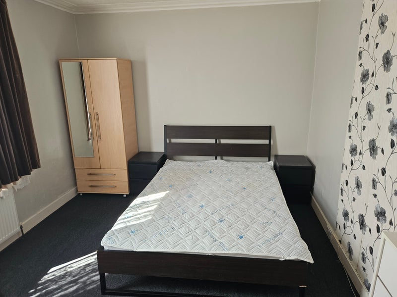 Room Havelock Road in Greater London