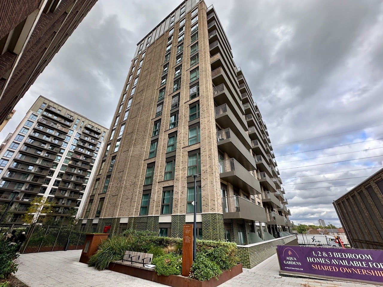 Flat Seagull Lane in Greater London