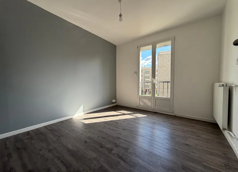 Flat Avenue Henry Dunant in Villiers-sur-Marne
