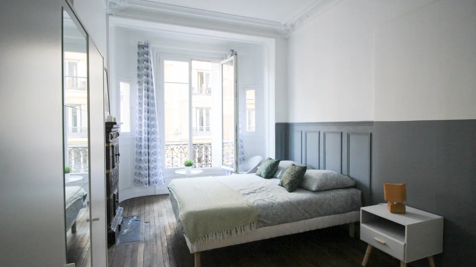 Flat Rue Marx Dormoy in Paris