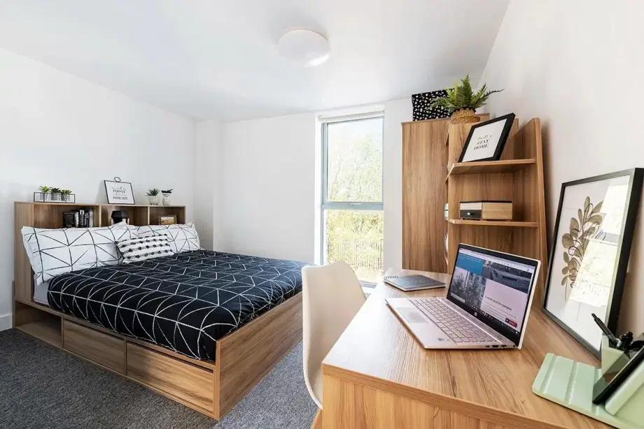 Flat Scotforth Road in Lancaster