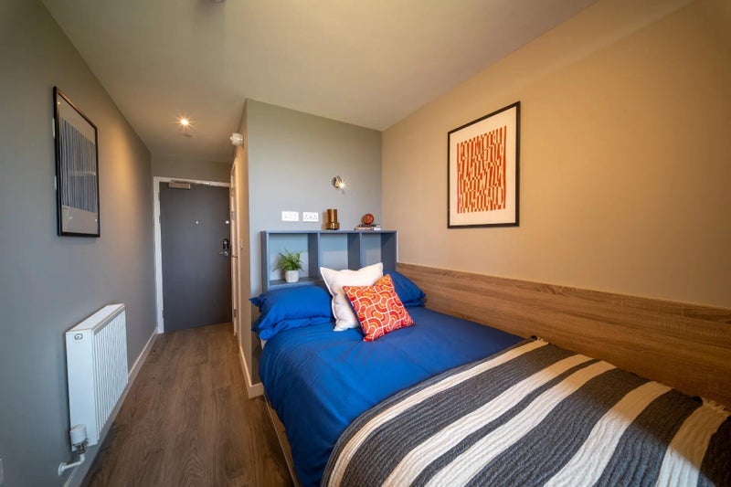 Room Trundley's Road in Greater London