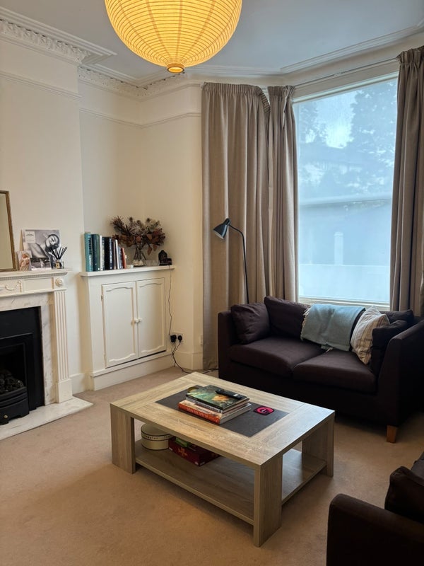 Room Bulwer Street in Greater London