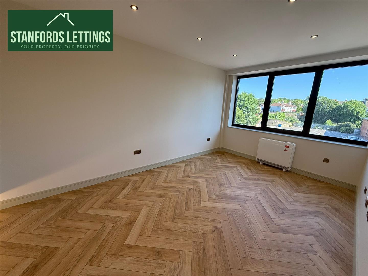 Flat Davigdor Road in Hove