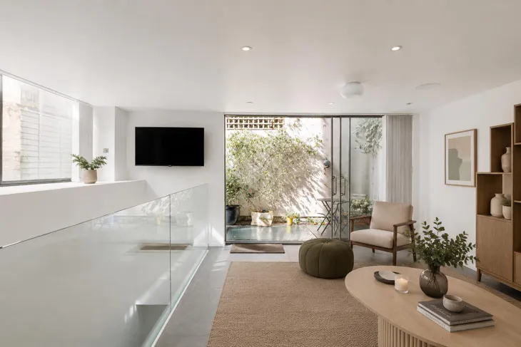 House Trinity Walk in Greater London