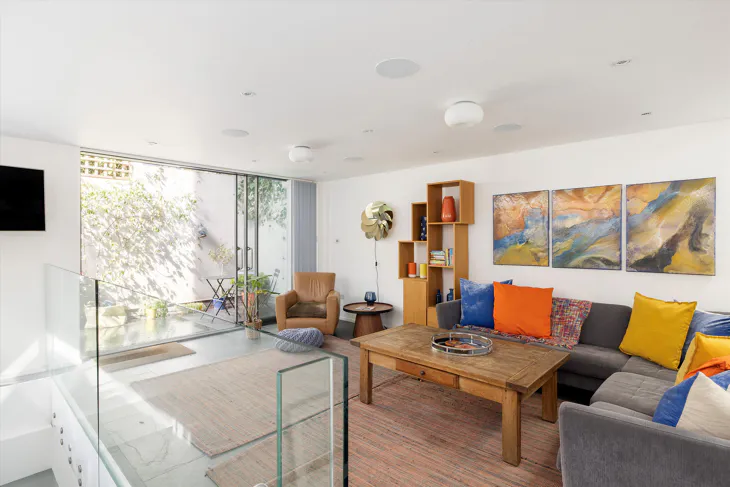House Trinity Walk in Greater London