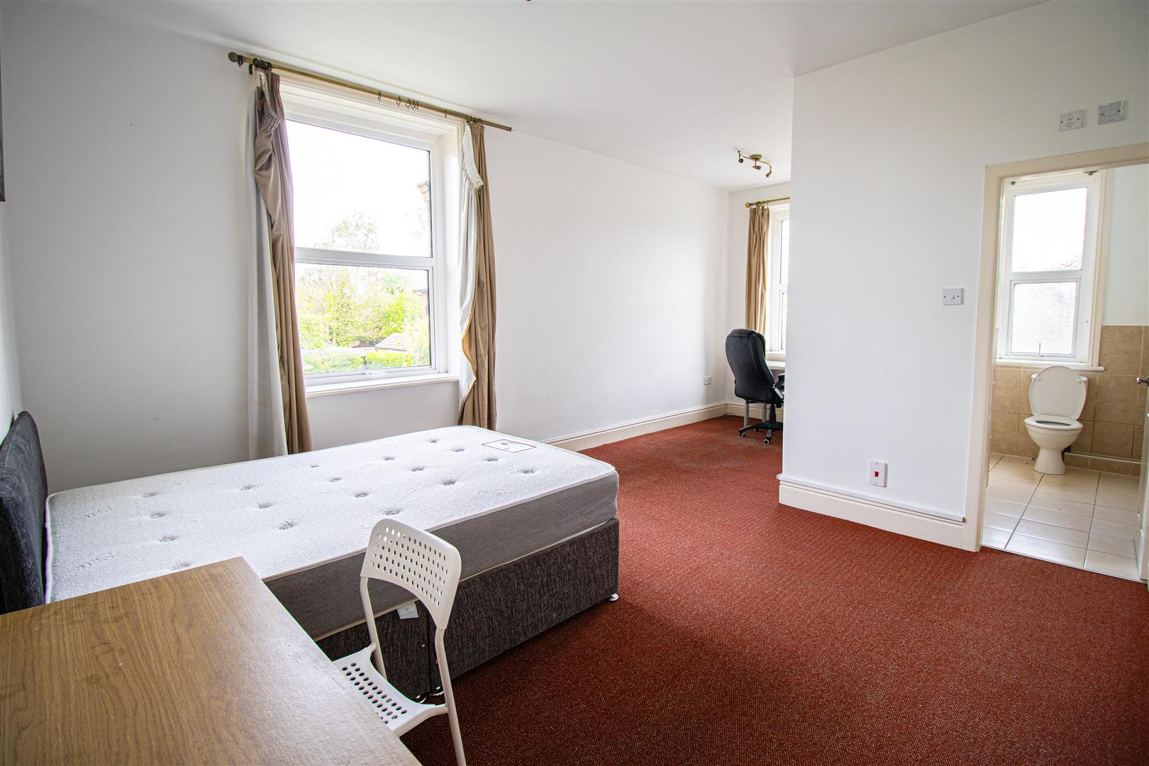 Flat Wove Court in Preston
