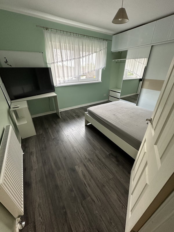 Room Pendeen Crescent in Glasgow