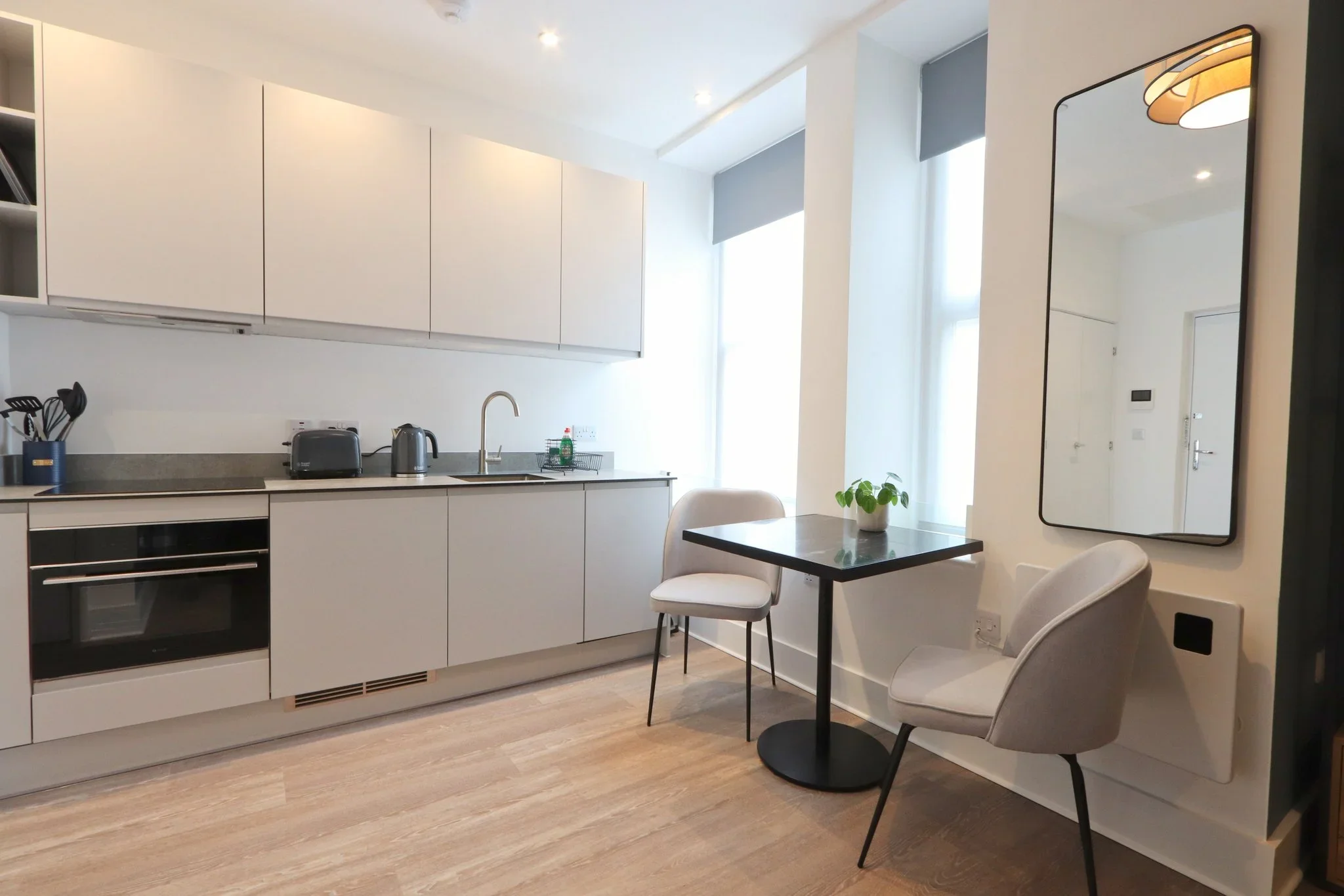 Flat Baldwin Street in Bristol