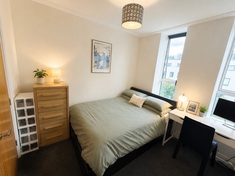 Room Drayton Park in Greater London