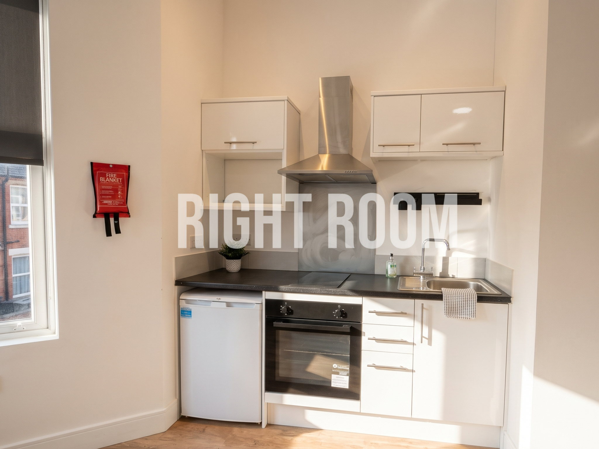 Flat Pownall Gardens in Greater London