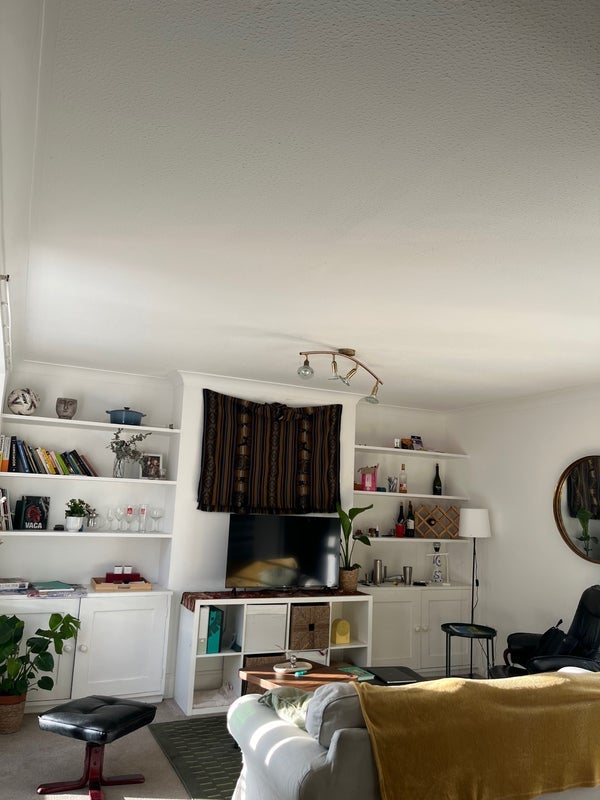Room Rotherhithe Street in Greater London