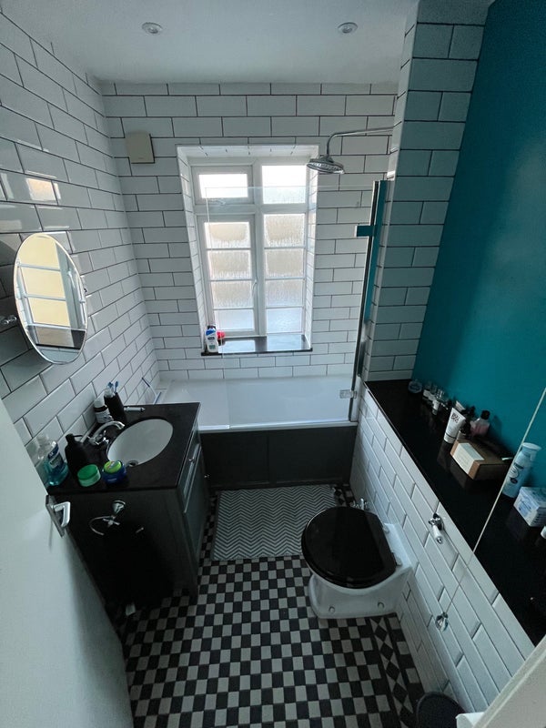 Room Rotherhithe Street in Greater London