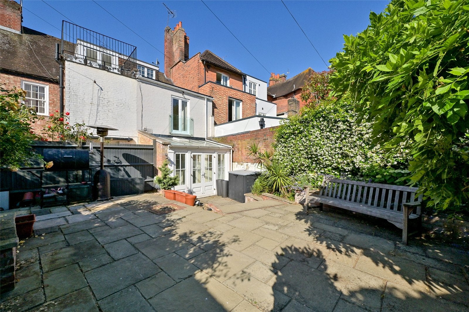 Flat Park Street in Windsor