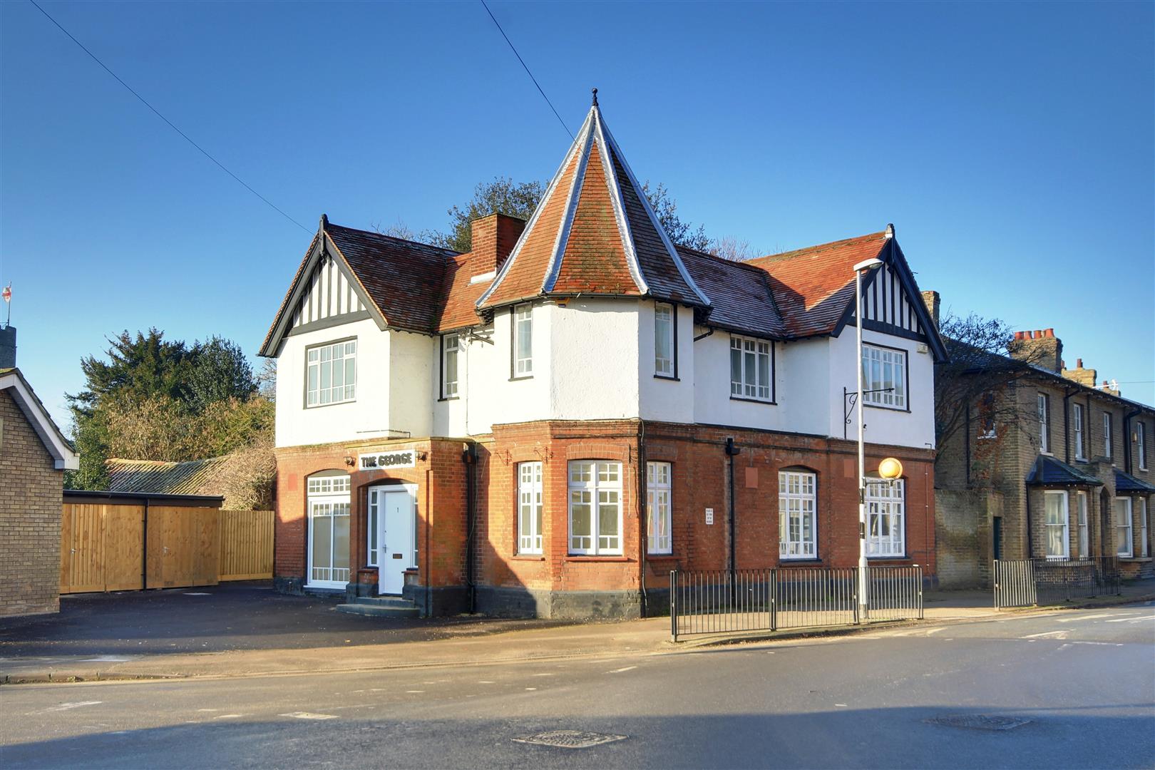 Flat High Street in Huntingdonshire