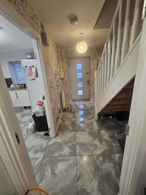 Room Sankey Drive in Dudley