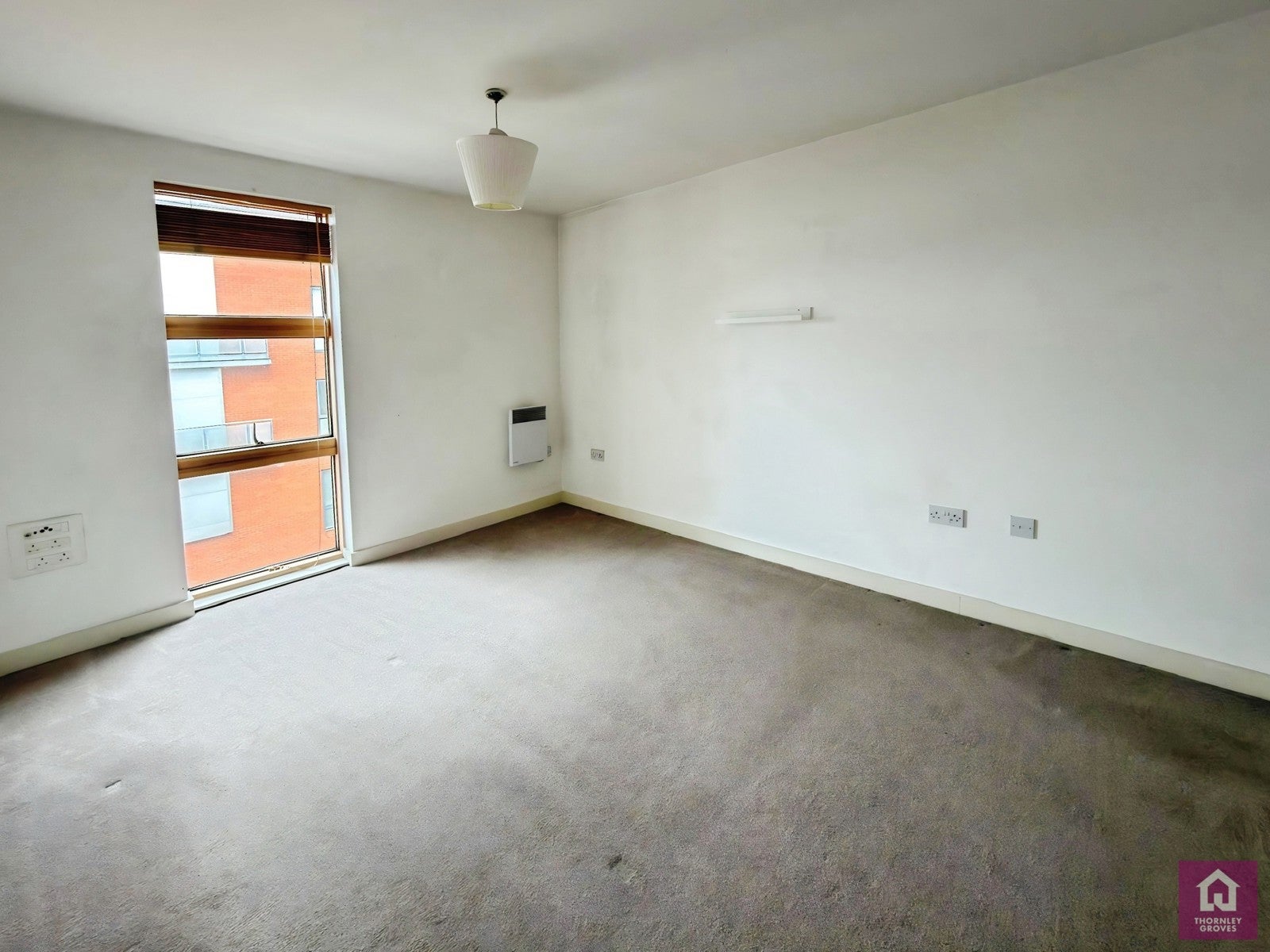 Flat Hornbeam Way in Manchester