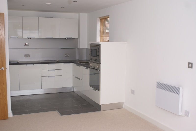 Flat Hornbeam Way in Manchester