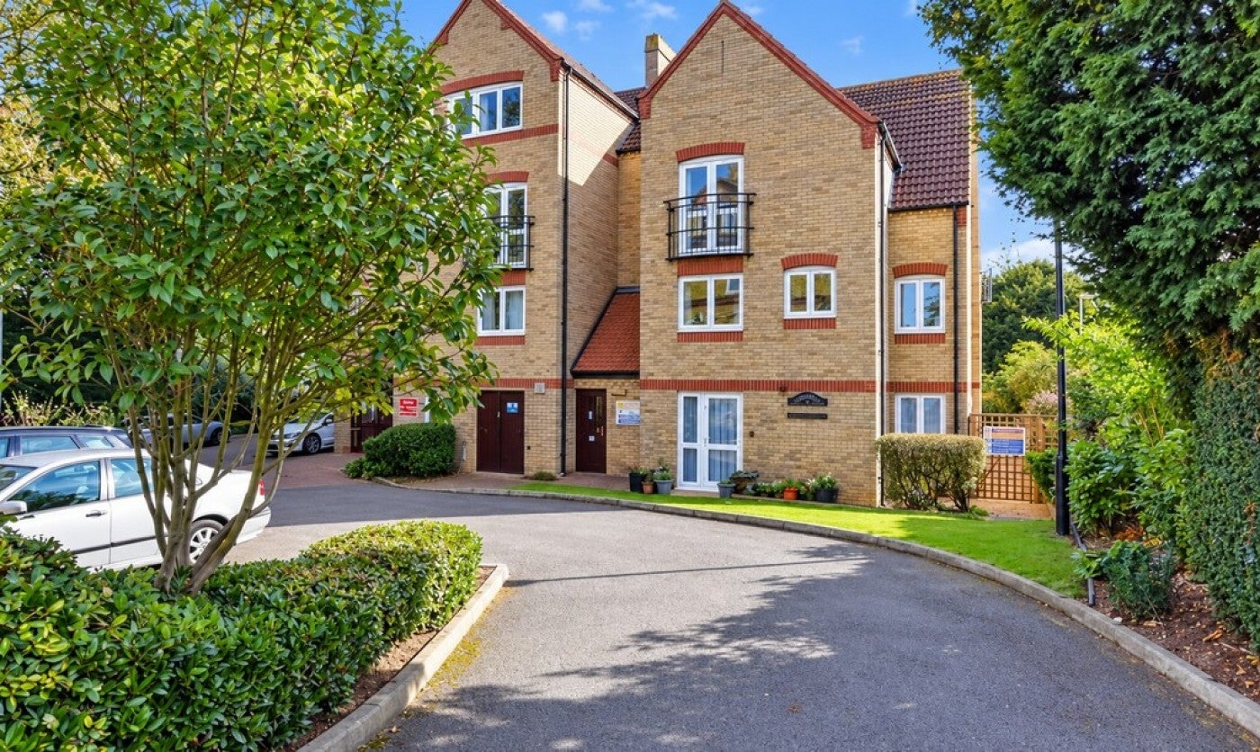 Flat George Street in Huntingdonshire