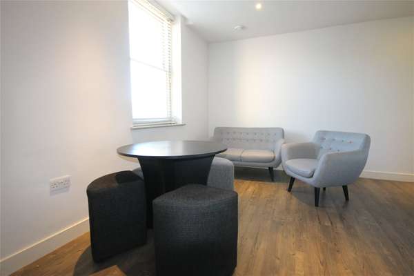 Flat Humberstone Road in Cambridge