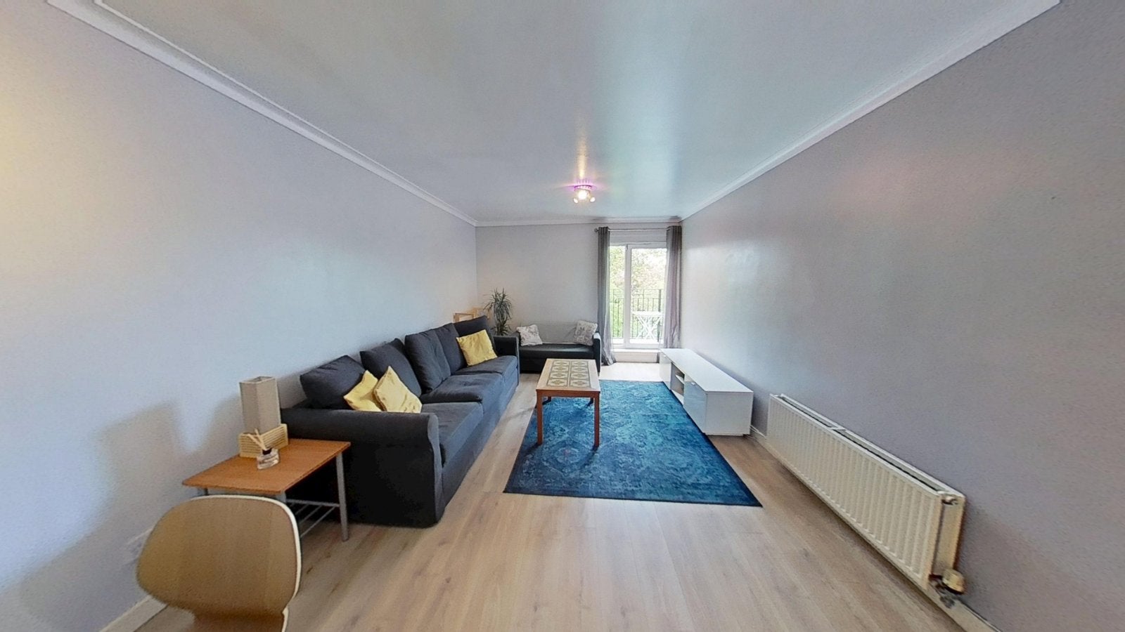 Flat Eltringham Gardens in City of Edinburgh