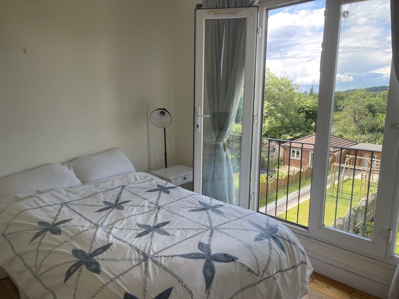 Room Brunswick Road in Greater London