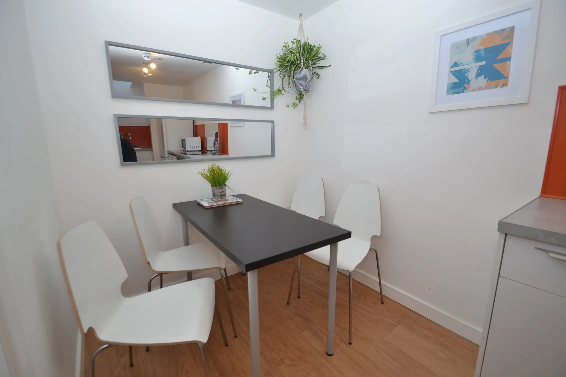 Flat Cogan Terrace in Cardiff