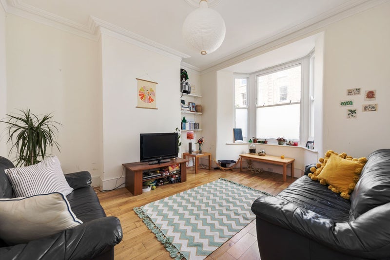 Room Falkland Road in Greater London