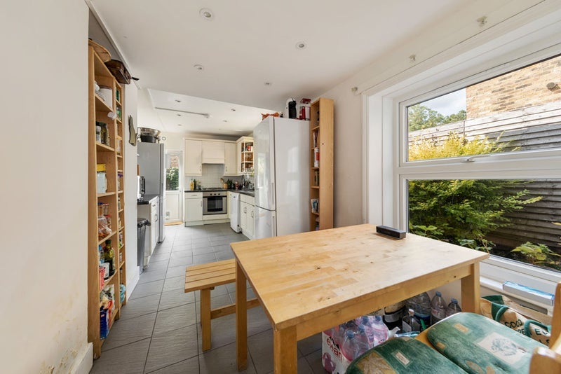 Room Falkland Road in Greater London